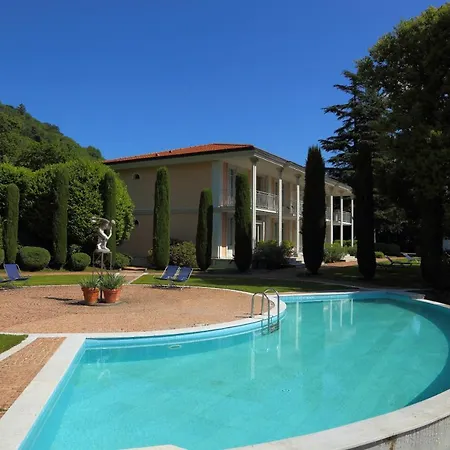 Front 138 * Porto Ceresio
